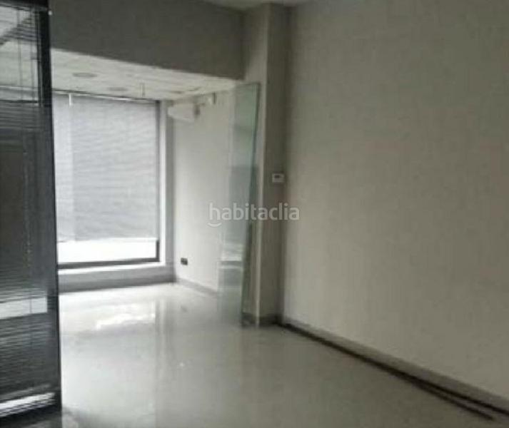 Foto 56b7ab2c-cb59-4df3-ba7e-b89e32f0b55c. Local comercial a Ensanche-Diputación Alicante