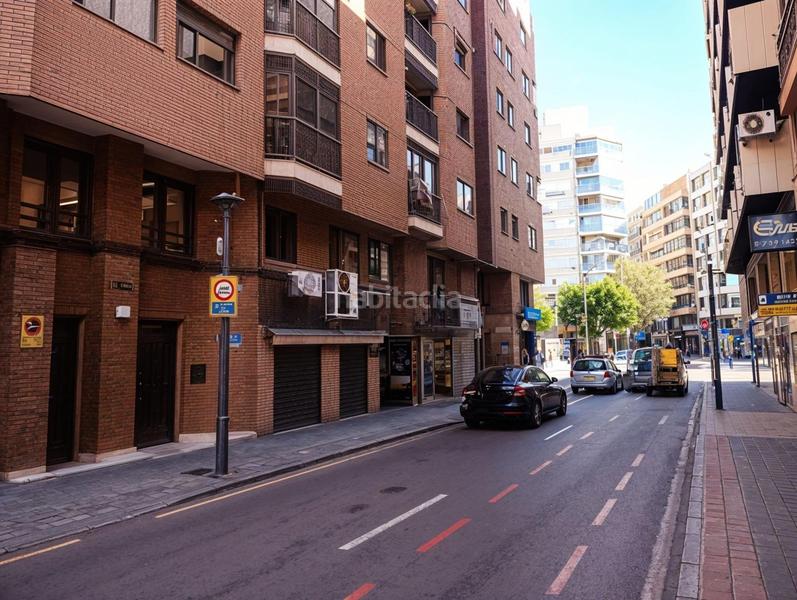 Foto 8048d324-6a6c-4345-884f-4b1eb96474c0. Alquiler local comercial  en Benalúa. en Alicante