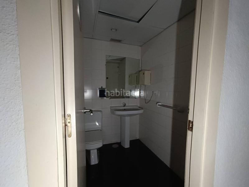 Foto b1455850-14d3-48b1-89a8-746670d3ab85. Local commercial dans Benalúa Alicante