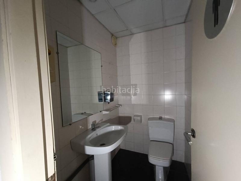 Foto ef3b2590-331b-4910-9a26-b6f87d79b00f. Local commercial dans Benalúa Alicante