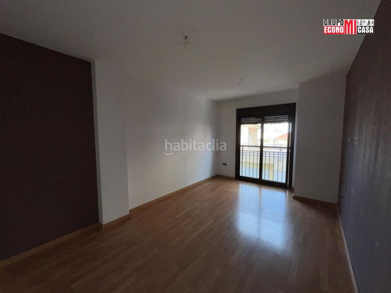 Foto 5590a9b0-ec69-4b10-904d-a31300bbcac0. Pis a Campello Pueblo Campello (el)