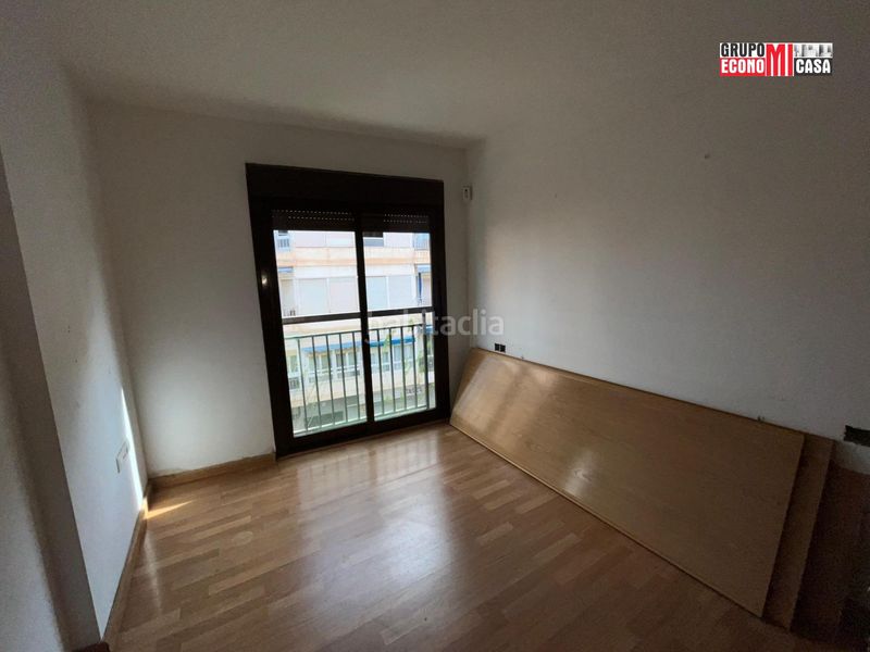 Foto b3595ee2-6bcd-4940-a2b0-dcdd5d448b97. Pis a Campello Pueblo Campello (el)