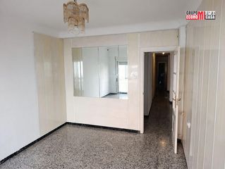 Flat in Benalúa. Piso en benalúa. alicante inmueble con inquilino