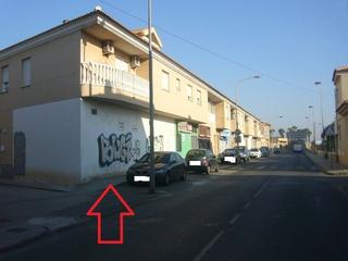 Local Comercial en Calle vereda de sn felix 24. Inmobiliaria grupo hercon vende local comercial en vda. de san f