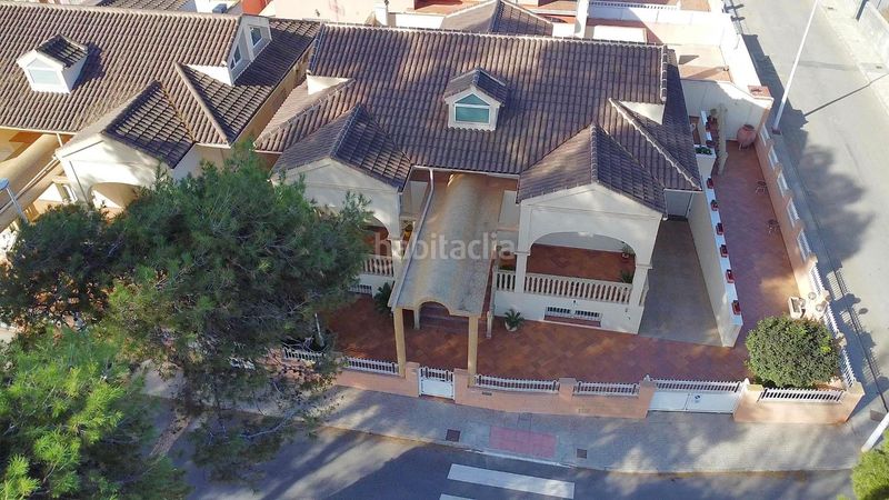 Foto b6da547d-bc2f-4b47-b27f-c645e378eef1. Xalet amb aparcament a La Palma Cartagena