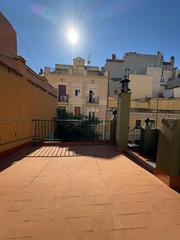 Attico  Passatge de gaiolà. Ático luminoso con gran terraza junto a la sagrada familia