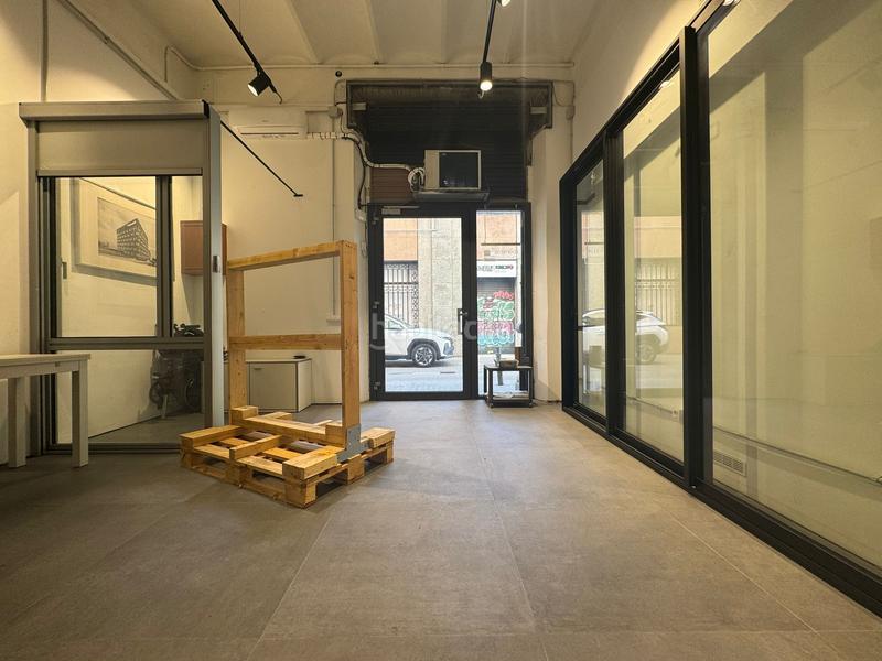 Foto 2c1e77c1-fbd9-4a6f-ad3d-d42dbabe125e. Business premise in Poblenou Barcelona