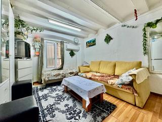 Pis  Carrer d'en santcliment. Piso en venta en el corazón de el raval
