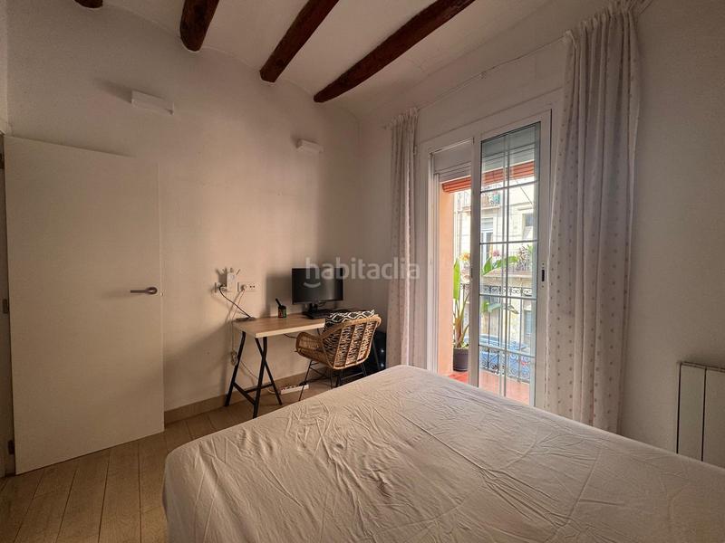 Foto 1c19f4a4-92a5-42d5-be91-68a7eb177c0a. Pis a Poblenou Barcelona