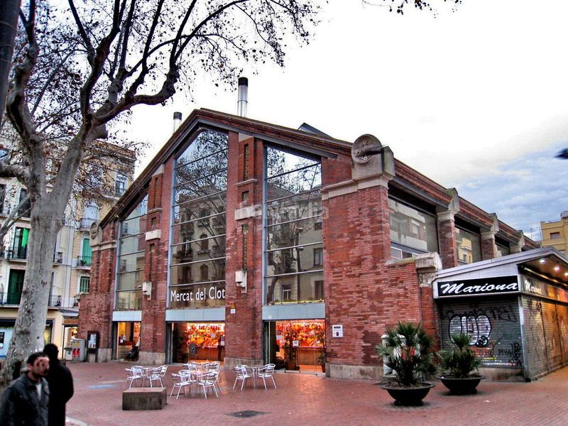 Foto 029b833b-18e6-48b4-a6a2-9dfa56959e18. Piso  luminoso recién reformado en carrer de la muntanya en Barcelona