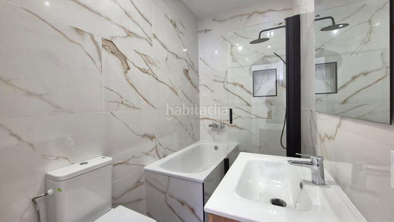 Foto c987570b-80db-4a55-807e-0f5628550613. Piso  luminoso recién reformado en carrer de la muntanya en Barcelona