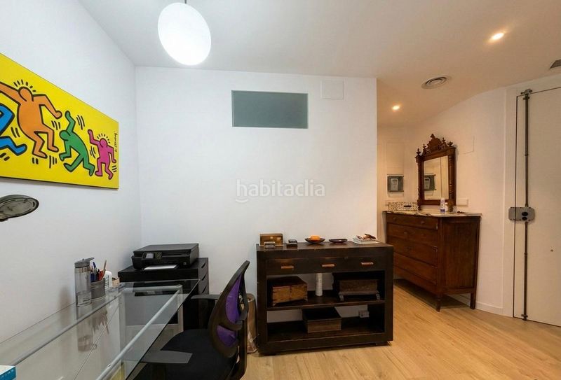 Foto 3904b8cf-f68d-43d1-a29c-b5c28b6ec697. Pis a Sagrada Família Barcelona