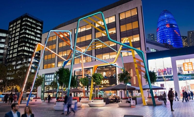 Foto addf2ab7-e2d9-4856-8216-b5f74912aa82. Pis a Sagrada Família Barcelona