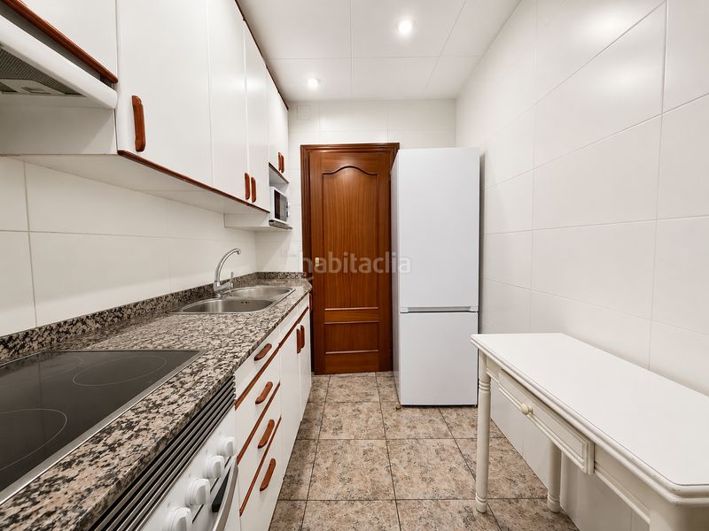 Foto 0e764686-2bd3-4ebe-a1e1-8c9b12610f93. Pis a Poblenou Barcelona