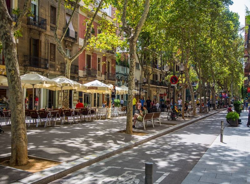 Foto 4c34e24a-e782-4ba0-a94d-939aca7fdc13. Pis a Poblenou Barcelona