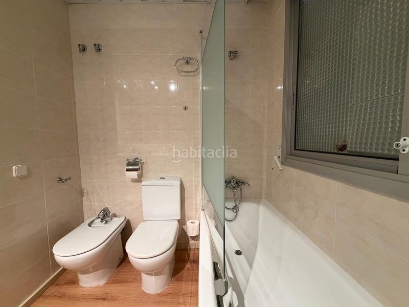 Foto 146ac4e9-00fe-4a0d-9522-5b6023b55e6a. Casa amb calefacció aparcament a Poblenou Barcelona