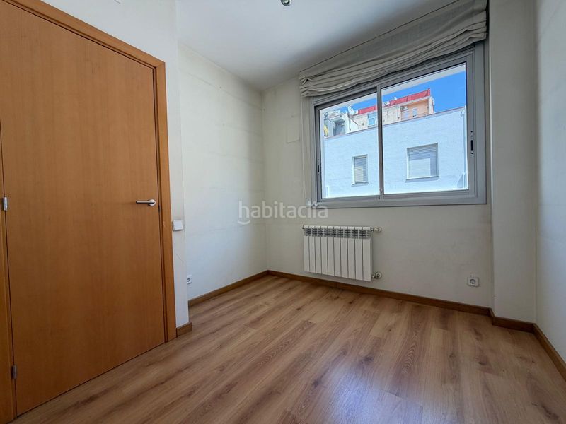 Foto a030761e-b674-4be3-bca4-38f913f770fd. Casa amb calefacció aparcament a Poblenou Barcelona