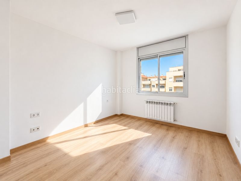Foto bfb3fb10-aca3-4900-90f3-6f4341d91a80. Casa en Poblenou Barcelona