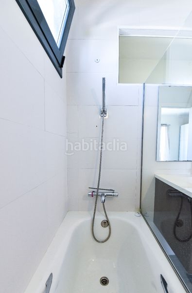 Foto 061a410f-6744-428c-937e-5fe325aa745c. Casa amb calefacció aparcament a Eixample Residencial Escala (L´)