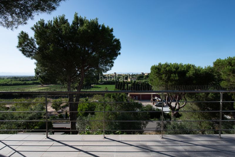Foto 6429c83d-6286-41ee-9b7f-845b4d4256be. Casa amb calefacció aparcament a Eixample Residencial Escala (L´)