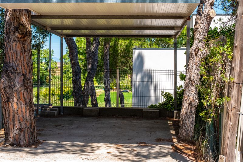 Foto 7581aaff-181c-4794-ad56-5a8d752d9221. Casa amb calefacció aparcament a Eixample Residencial Escala (L´)