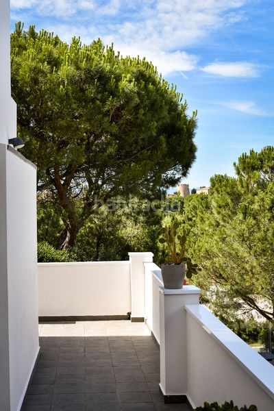 Foto c6036a42-e13e-40d1-a73d-02706a707f98. Casa amb calefacció aparcament a Eixample Residencial Escala (L´)