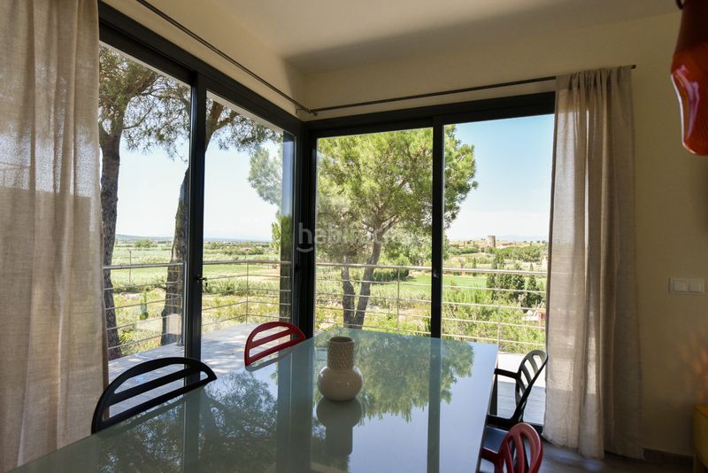 Foto d46665d6-ac63-4366-bbbb-63ea5eb3bb44. Casa amb calefacció aparcament a Eixample Residencial Escala (L´)