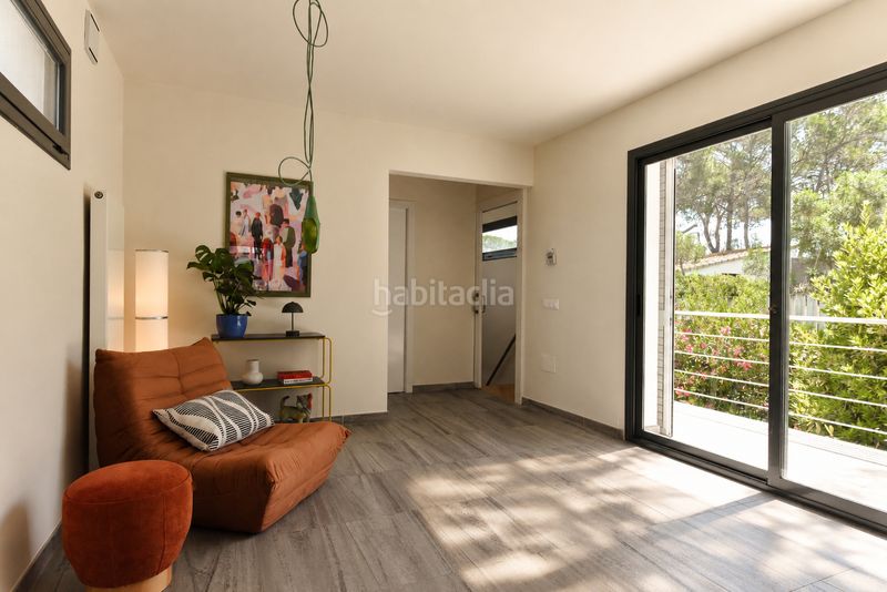 Foto fe43ef6e-fd44-46f4-9300-f5bd9228f0c3. Casa amb calefacció aparcament a Eixample Residencial Escala (L´)