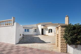Chalet  Carrer punta del xeric. Magnífico chalet con vistas extraordinarias !!