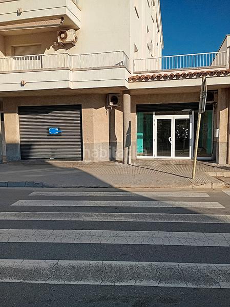 Foto 03c986ad-1bcc-46a4-8239-a250b55635e8. Local commercial dans avinguda de montgó 142 dans Port - La Clota - Puig Sec Escala (L´)