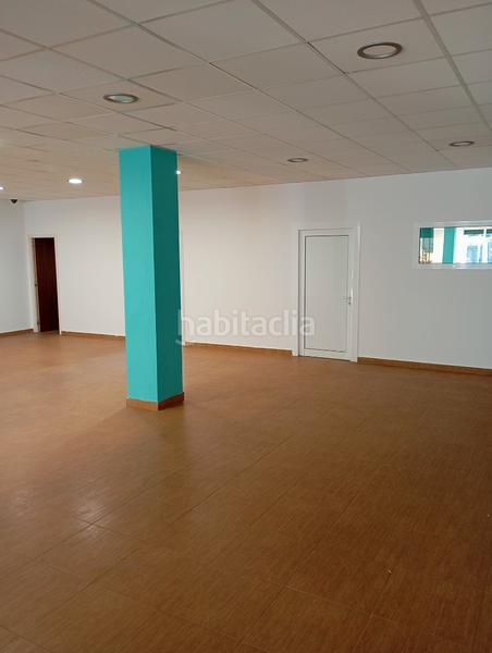 Foto 23369429-6261-4370-8c7c-41ecb17ba640. Local commercial dans avinguda de montgó 142 dans Port - La Clota - Puig Sec Escala (L´)