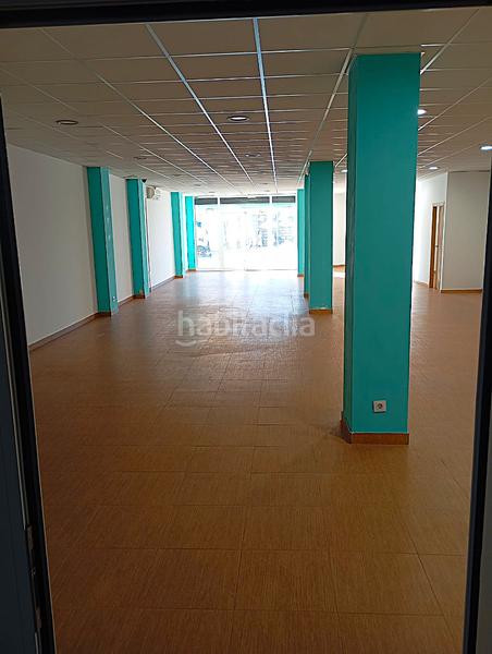 Foto 2bb18956-6889-4f6e-bf45-bc431d32b40f. Local commercial dans avinguda de montgó 142 dans Port - La Clota - Puig Sec Escala (L´)