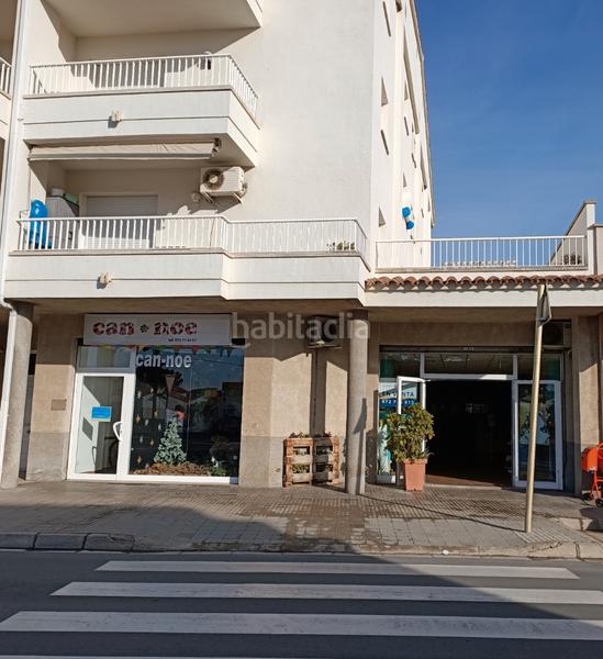 Foto 3eddf9b5-4ba9-485c-8bca-1497c8537c79. Local commercial dans avinguda de montgó 142 dans Port - La Clota - Puig Sec Escala (L´)