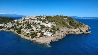 Casa adosada  Passatge garbinell. Un balcón privado sobre cala montgó. una casa con alma mediterrá