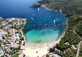 Reihenhaus  Passatge garbinell. Un balcón privado sobre cala montgó. una casa con alma mediterrá