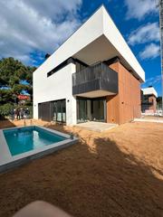Maison jumelée à Camí del pla del llop 5. Casa obra nueva , palamós