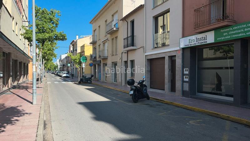 Foto f9447b37-e401-4526-94b0-cb3d2aa0f064. Locale commerciale in carrer president macià 56 in Palamós