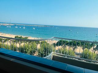 Pis  Passeig del mar. Vistes al mar , paseo de palamós