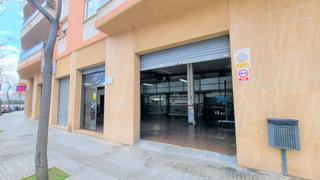 Aparcament cotxe  Pare joaquim roig. Local ideal para negocio, parking o cocheras