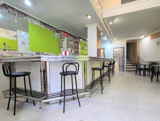 Local Comercial  Calle ramon j.sender. Bar  cafetería  en venta en zona centro de reus