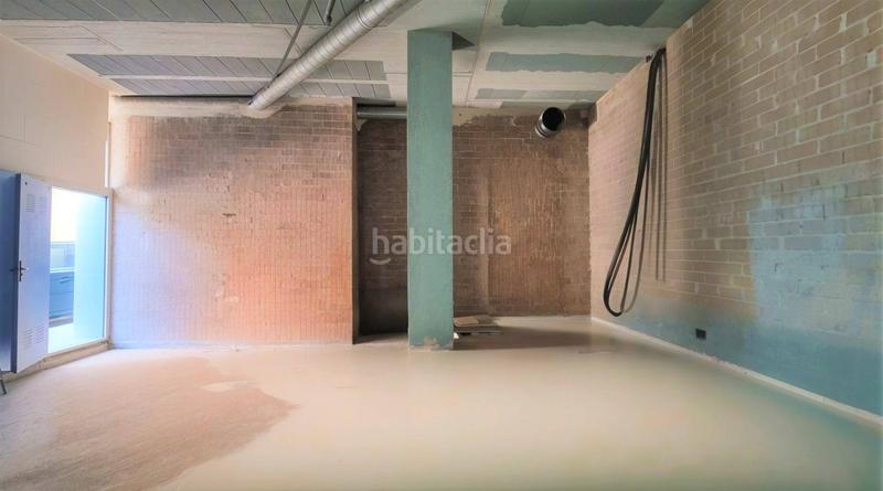 Foto 85828252-ca18-42c8-b499-b38bd601dc61. Locale commerciale in Port - Horta de Santa Maria Cambrils