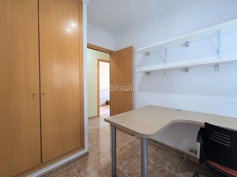 Foto 92dfe954-5690-450f-88aa-b7b53fe2b168. Piso acogedor piso de 4 habitaciones con piscina comunitaria. en Reus