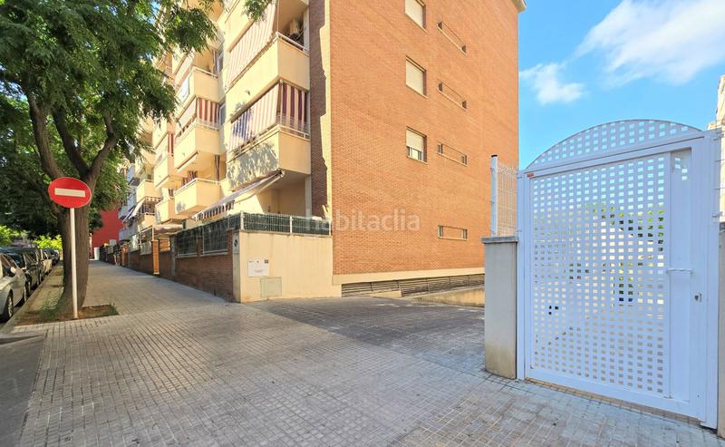 Foto 9824c769-071f-4857-851b-5b7720ab3cbd. Piso acogedor piso de 4 habitaciones con piscina comunitaria. en Reus