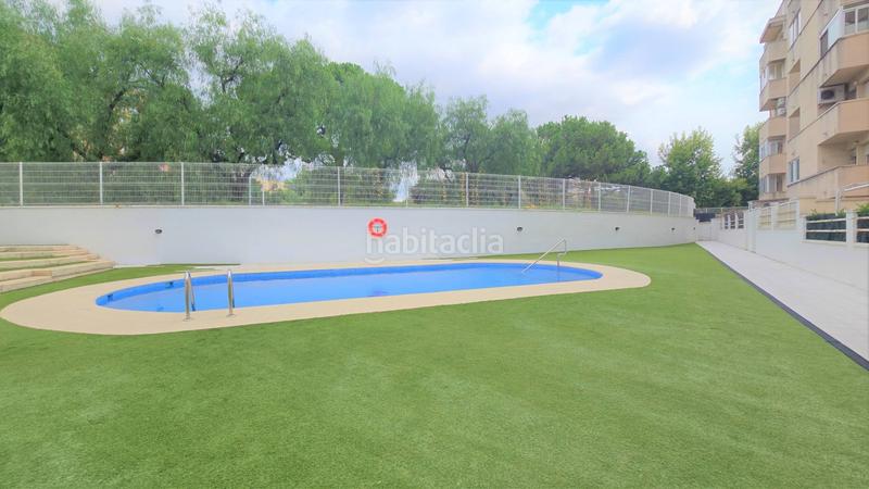 Foto afdbc27b-61de-48a1-af31-10ff5f9337ef. Piso acogedor piso de 4 habitaciones con piscina comunitaria. en Reus