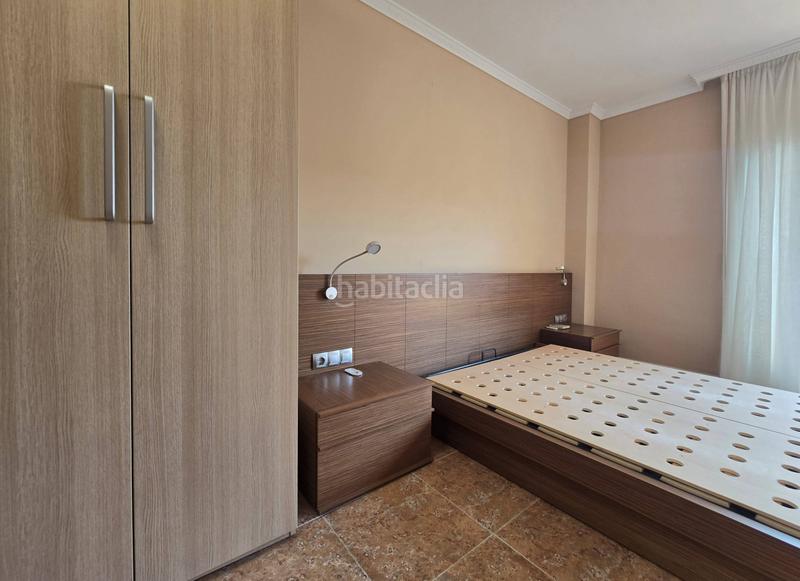 Foto dd27fcc9-ca22-421d-9404-42b584acb29e. Piso acogedor piso de 4 habitaciones con piscina comunitaria. en Reus