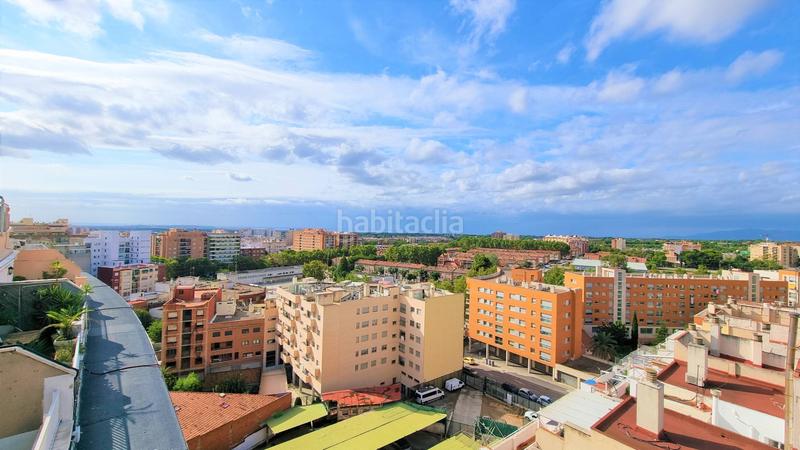 Foto 56ccd92a-e05b-4821-83de-84d7c03cce2c. Lloguer àtic amb aparcament a Ponent Reus