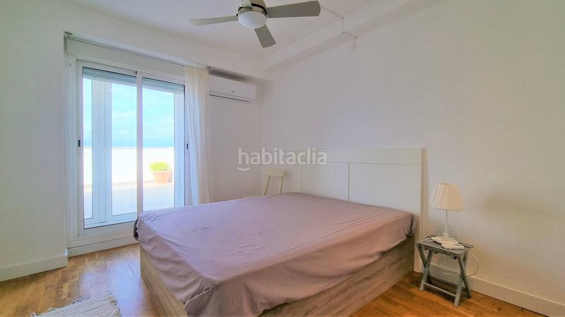 Foto fe9e3e83-4e3b-43f0-8b0e-cb07515e5191. Rent penthouse with parking in Ponent Reus