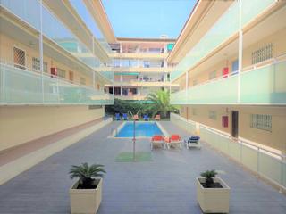 Appartement  Carretera de la costa. Vivienda amueblada, con terraza, electrodomésticos, piscina, pk