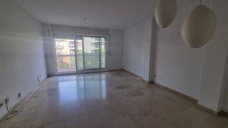 Location Appartement à Mestral. En alquiler pisoparking en passeig sunyer