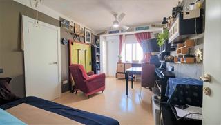 Pis  Calle wad-ras. Luminosidad y buena distribución en el centro de reus